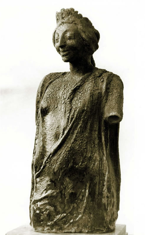 Afrodité (bronz 35x17x20 cm) 1982